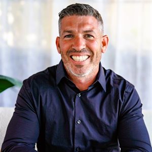 Mark Dunn